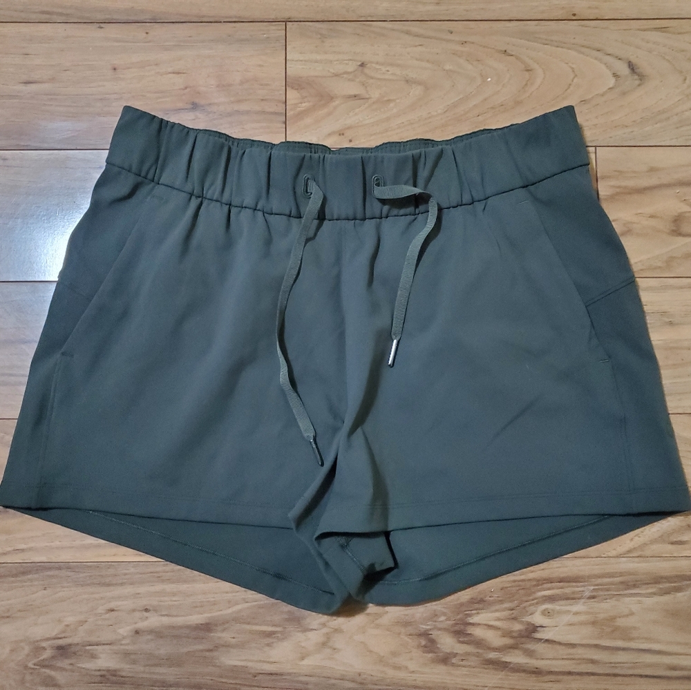 Lululemon darke green shorts
